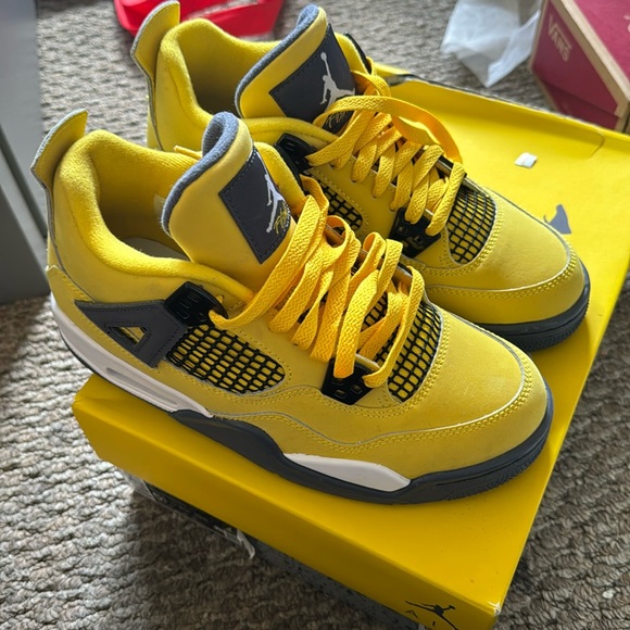 jordan 4s gs - Picture 1 of 3